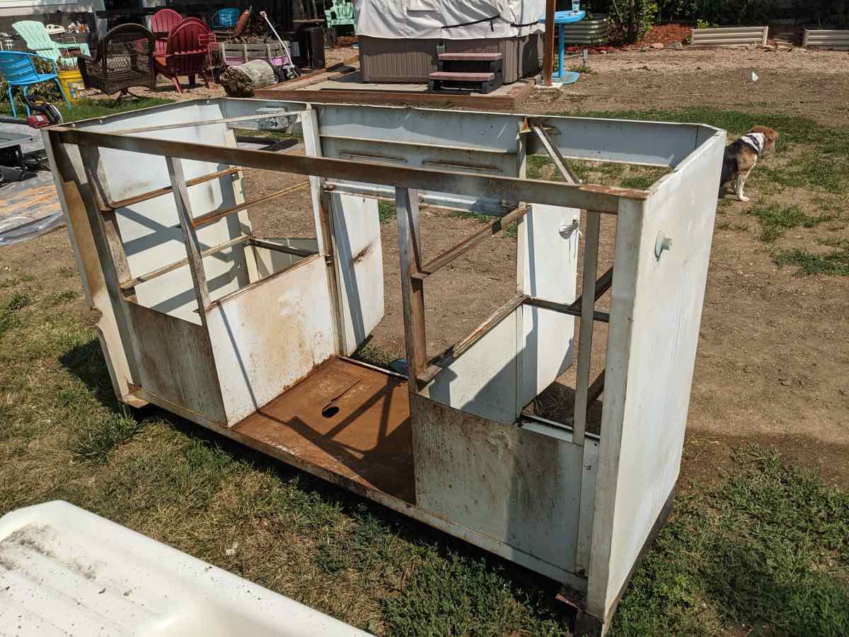 The 1932 sink (2 of 4)